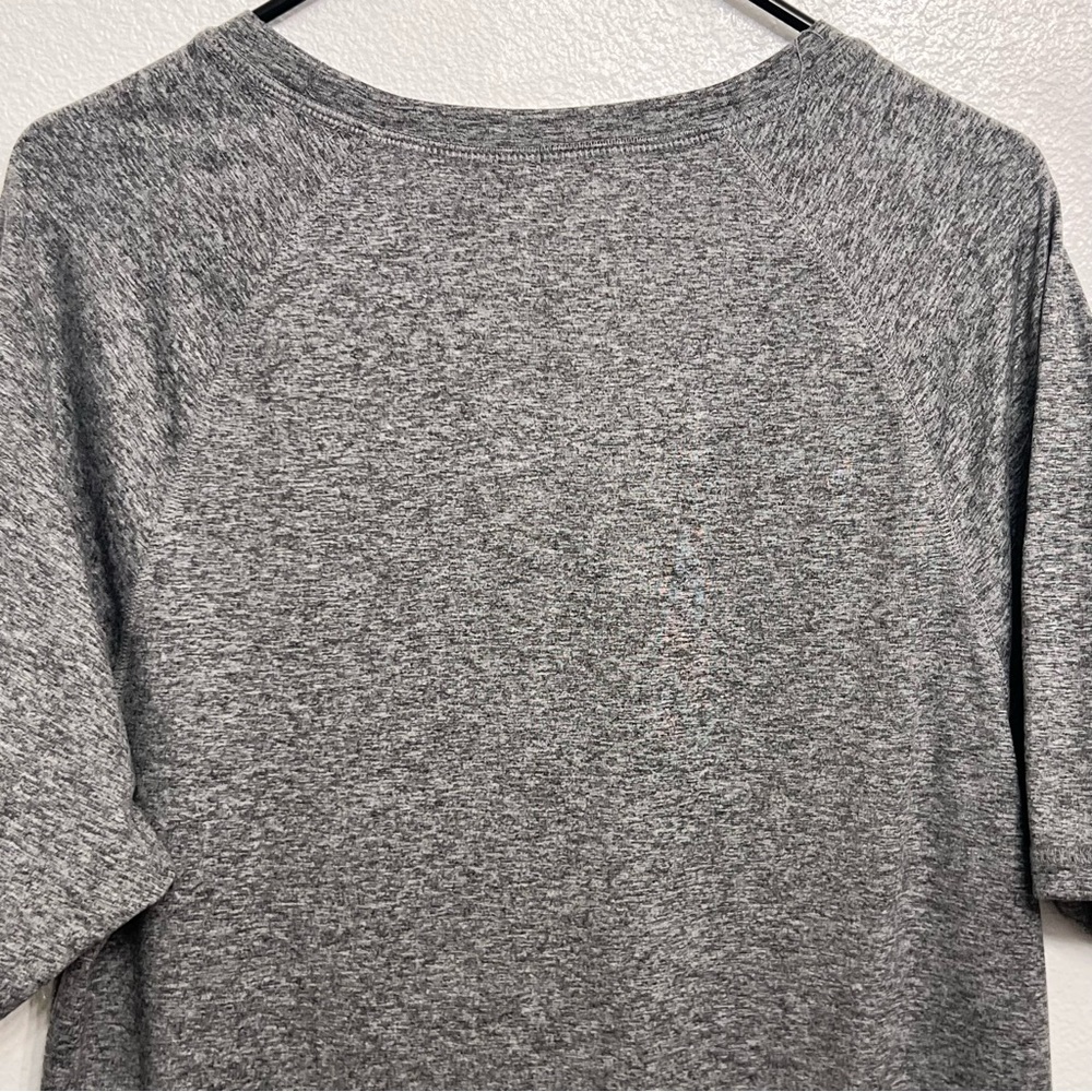 ZeroXposur Heather Gray Men's Short Sleeve Tee - Picture 7 of 8